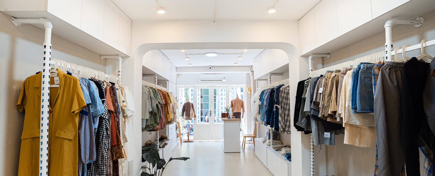 choosing-boutique-wholesale-clothing-suppliers